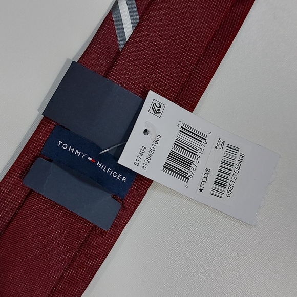 Tommy Hilfiger Burgundy Signature Stripe Neck Tie - Picture 7 of 10